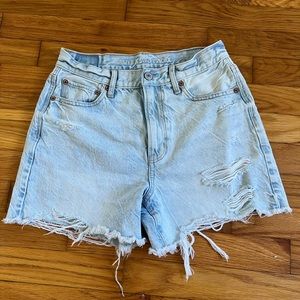 90’s boyfriend shorts